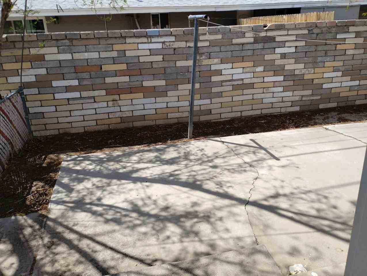 1833 East Harvard Street, Unit 2 - Photo 7 of 7