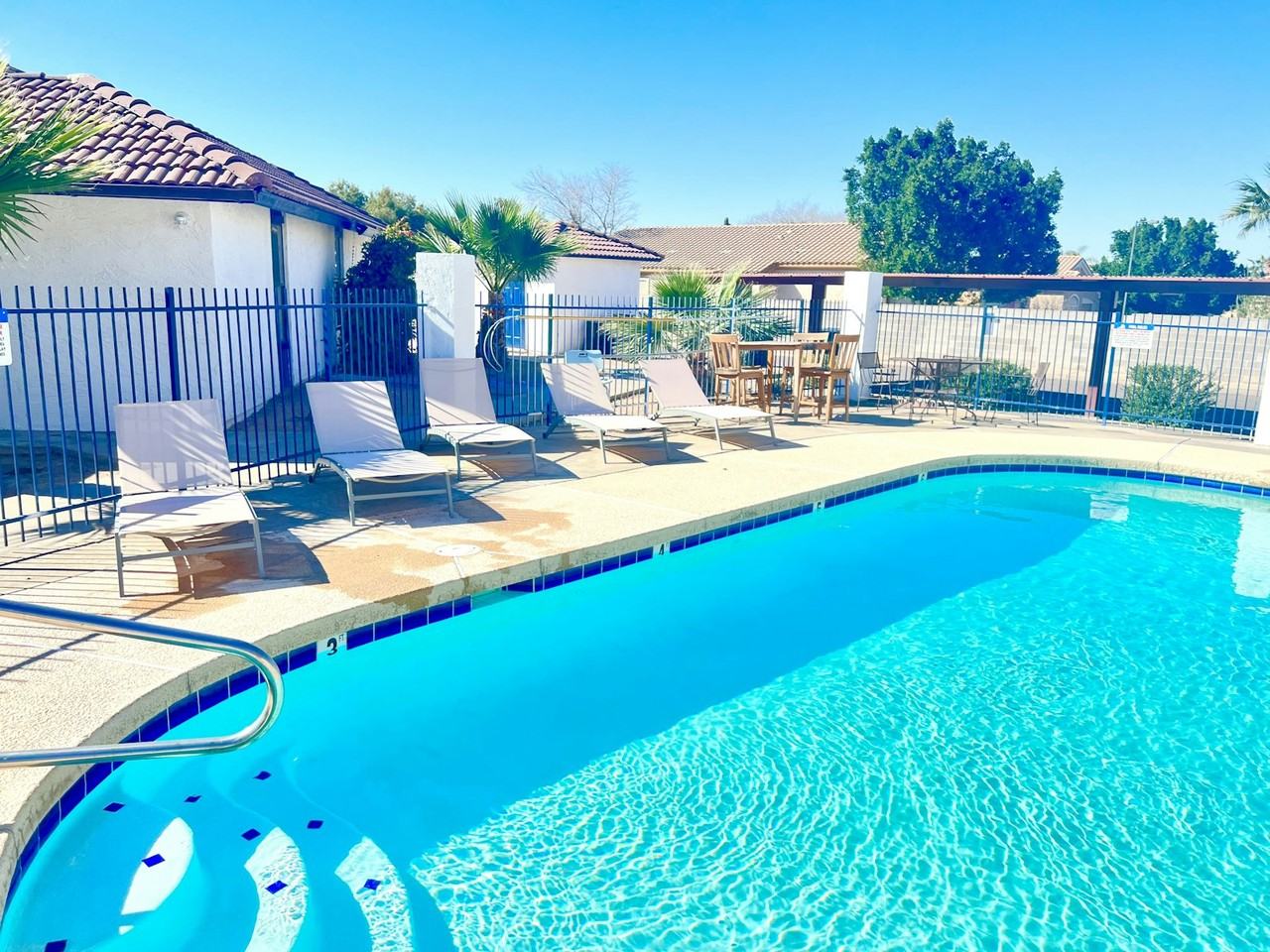 2704 North Salem, Unit 102 - Photo 3 of 17