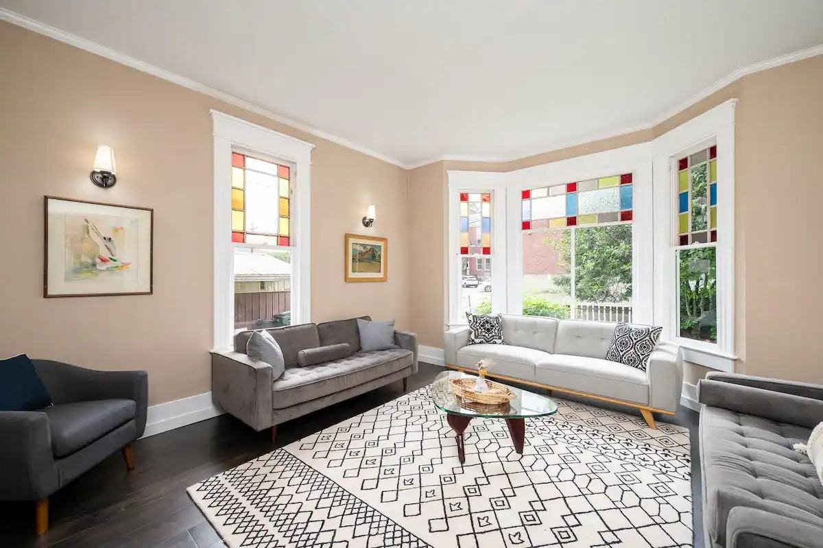 1800 J Street, Unit A - Photo 5 of 20