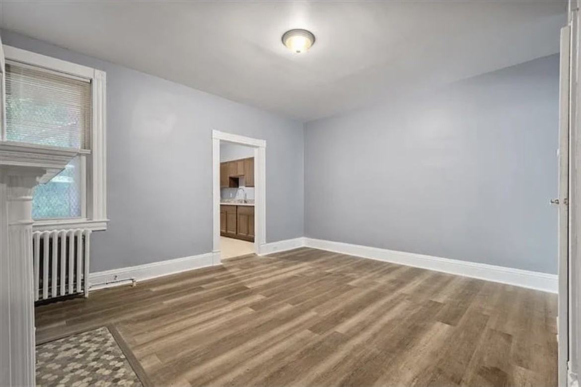147 Moultrie Street - Photo 6 of 11