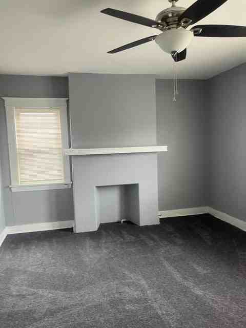 903 Adelaide Street - Photo 2 of 11