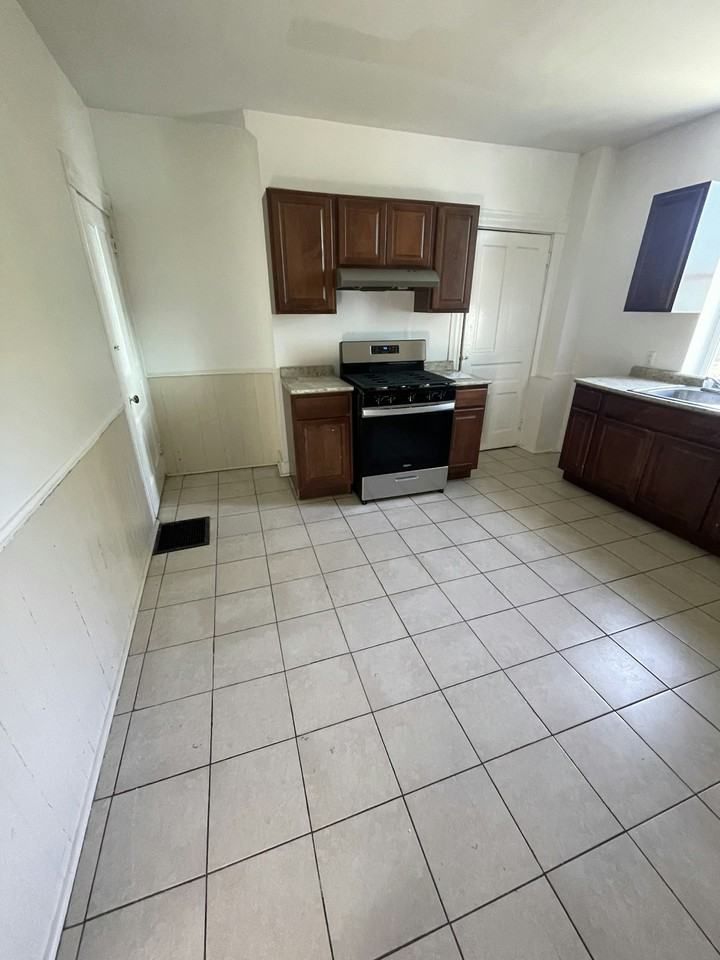 7 Plough Street - Photo 7 of 8