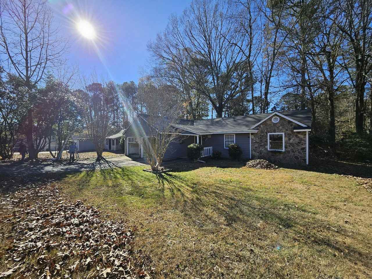 300 Martin Drive - Photo 5 of 21