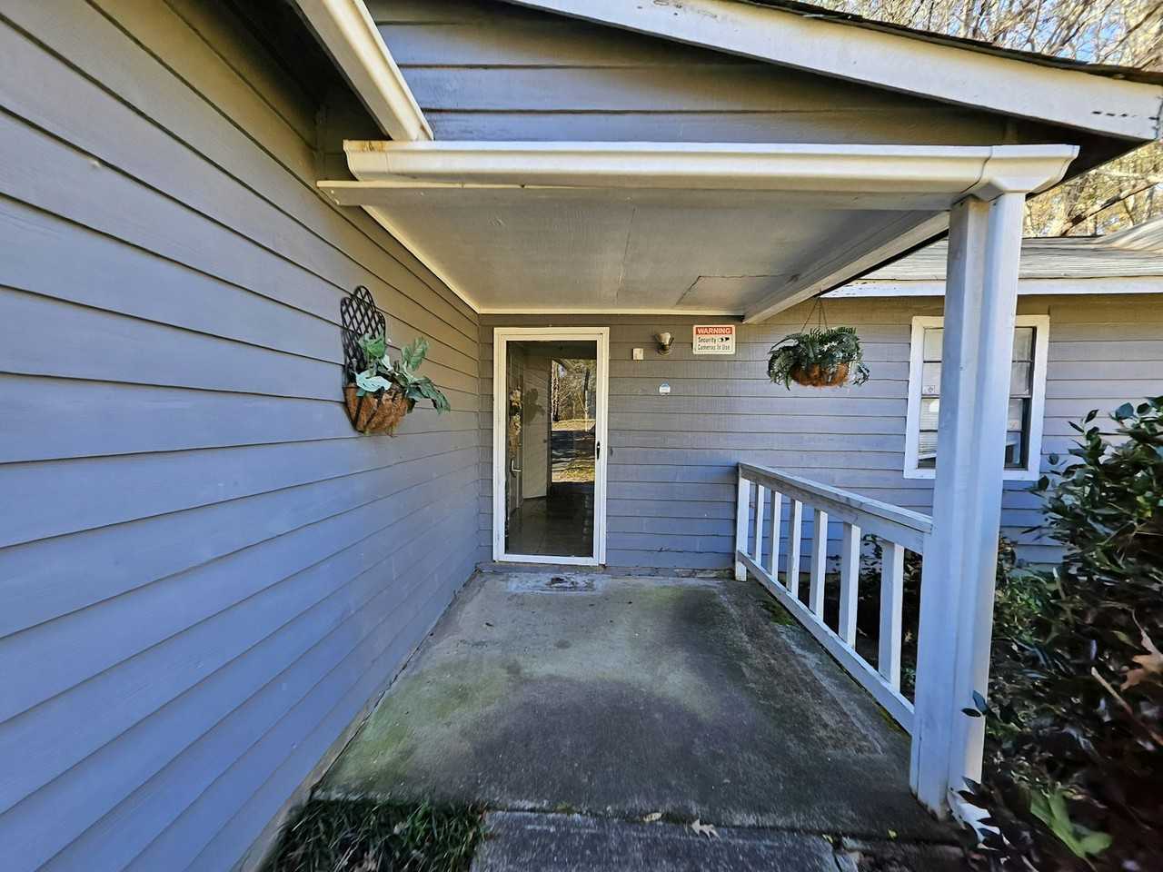 300 Martin Drive - Photo 6 of 21