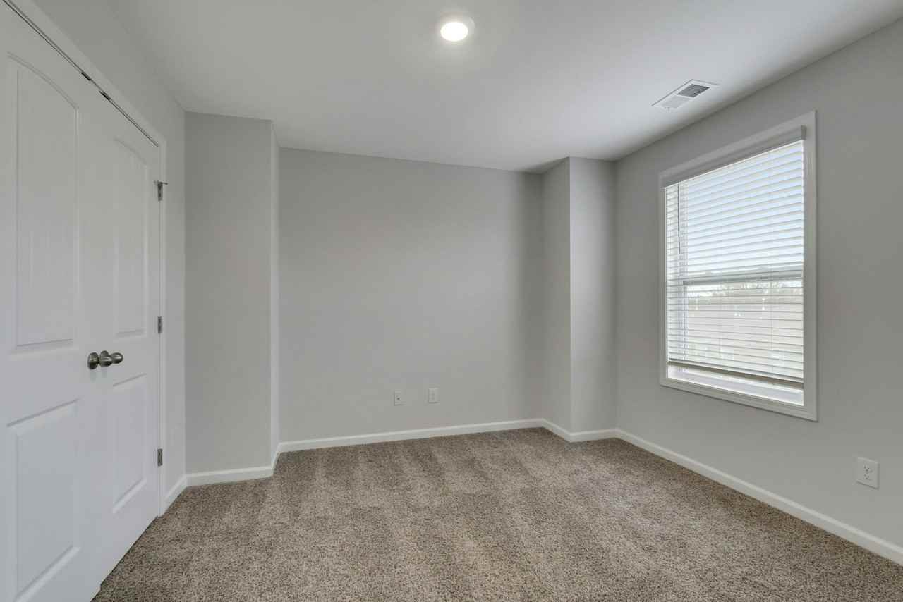 3729 Timber Bark Court, Unit 3729 - Photo 7 of 32