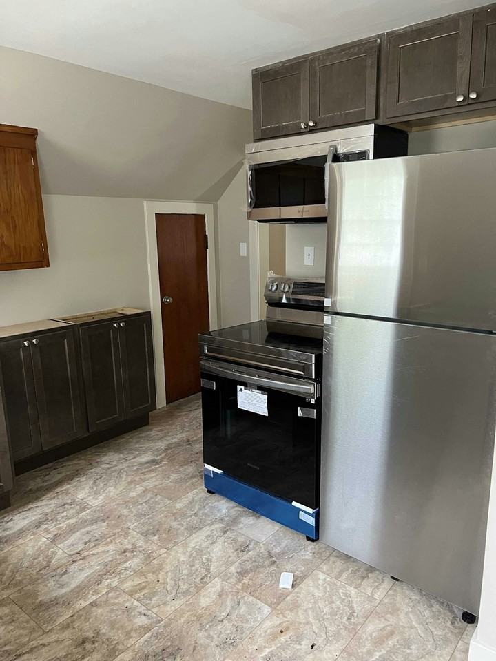 818 North Monroe Street, Unit 3 - Photo 5 of 6