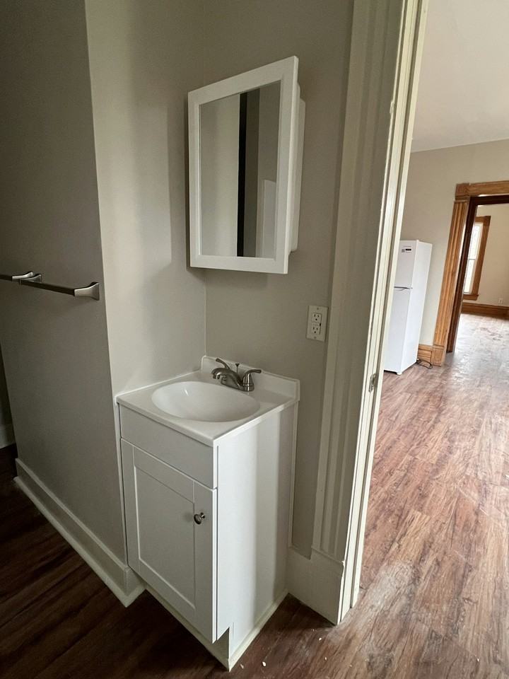 405 East Porter Street, Unit 2 - Photo 6 of 6