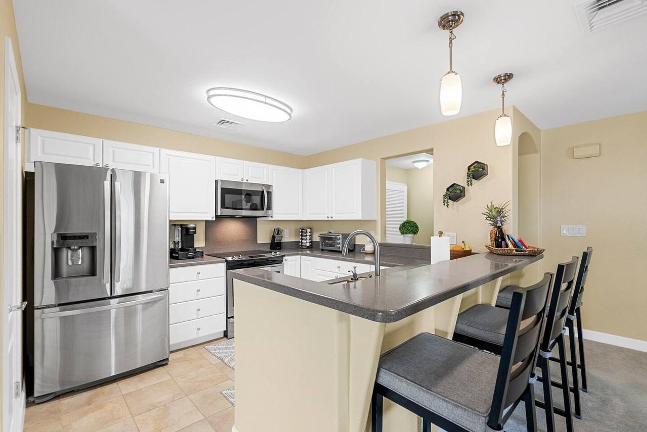 92-1047 Olani Street - Photo 6 of 28