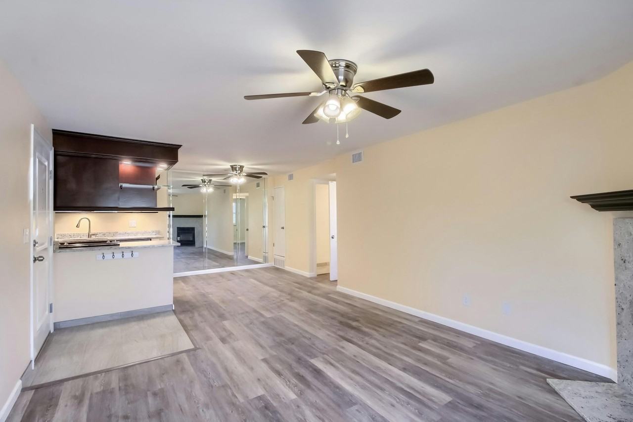 13506 East Jewell Avenue, Unit 202 - Photo 5 of 28
