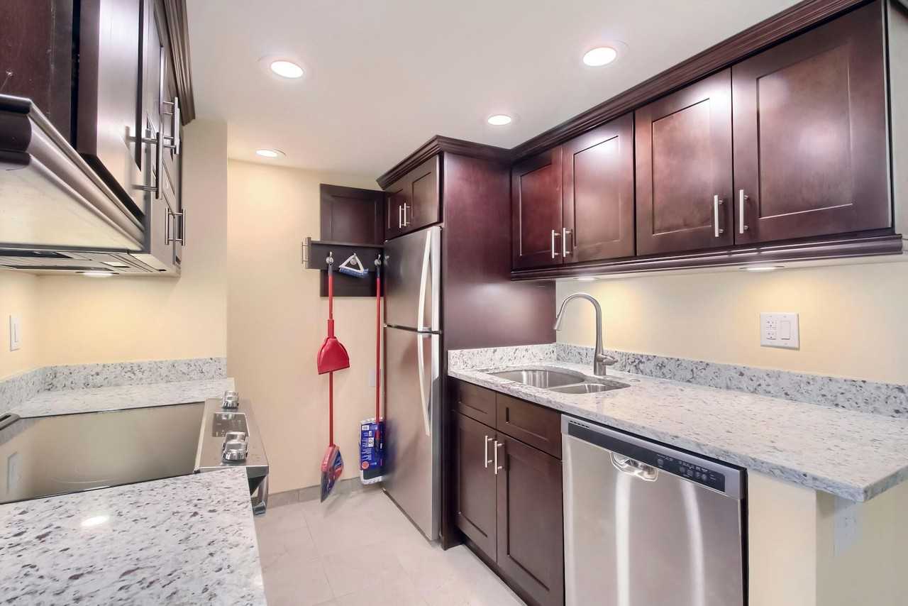 13506 East Jewell Avenue, Unit 202 - Photo 7 of 28