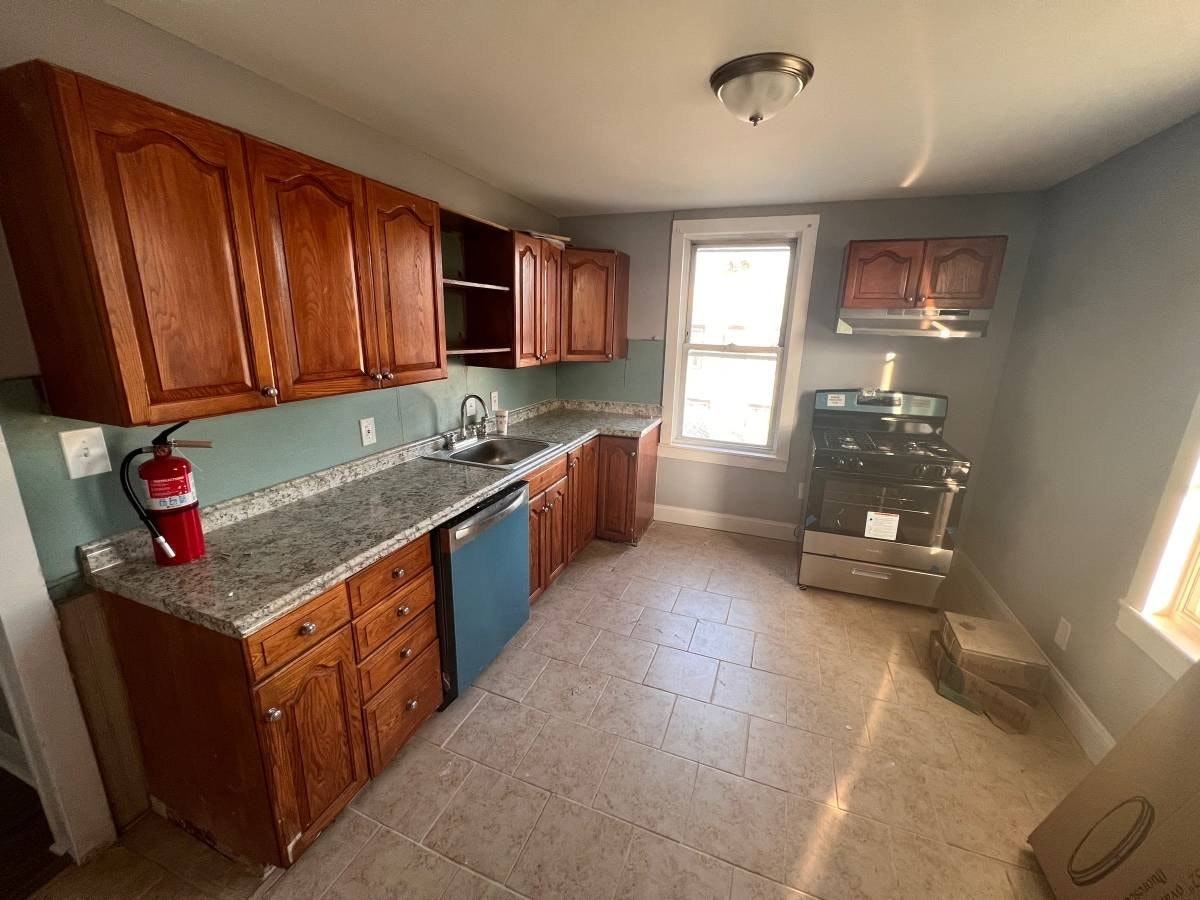 44 Champion Rd #B, Unit B - Photo 4 of 6