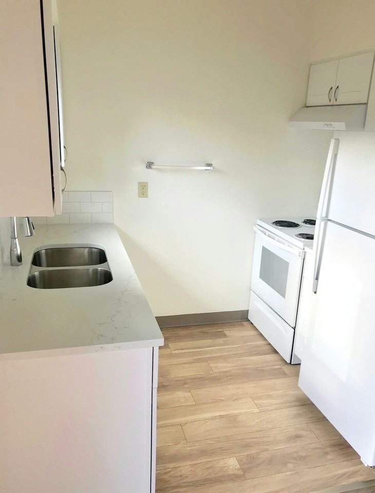 6791 Southeast Alberta Avenue, Unit 6791 - Photo 5 of 12