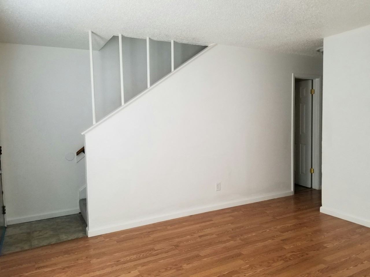 1912 Nolen Court, Unit A - Photo 4 of 6