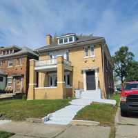 featured image of 1932 Taylor St