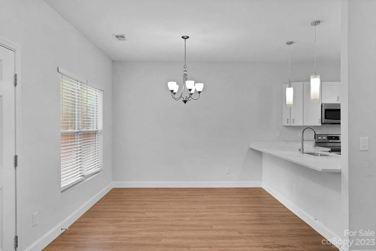 3218 Amay James Ave - Photo 3 of 12