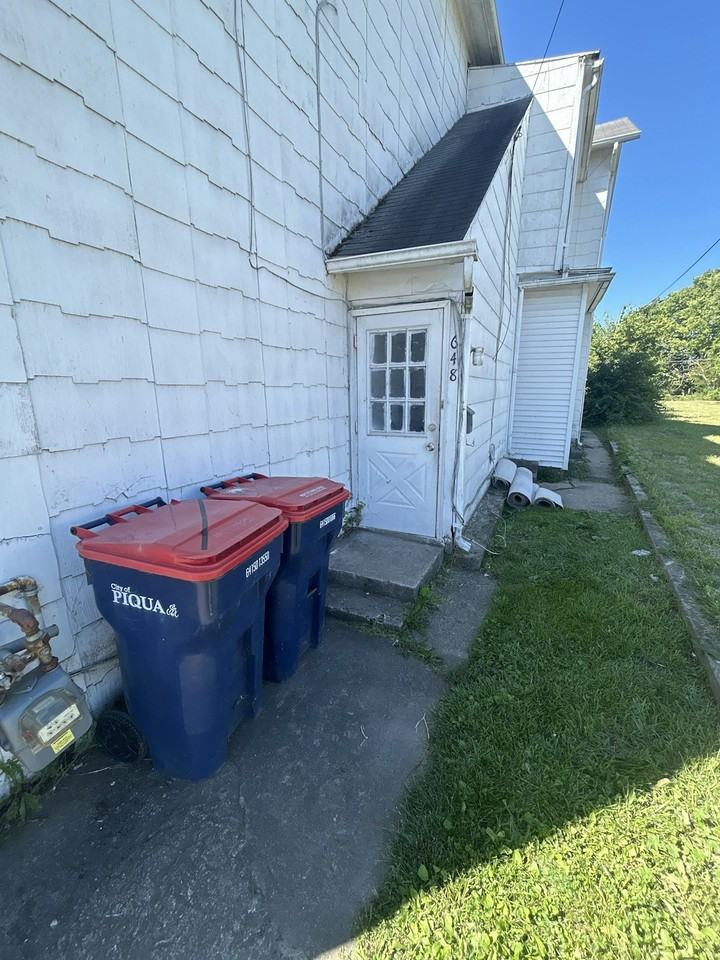 648 S Main St 648, Piqua, OH 45356 2 Bedroom Apartment for Rent