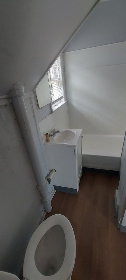 436 Wood Street, Unit 436-3 - Photo 7 of 8