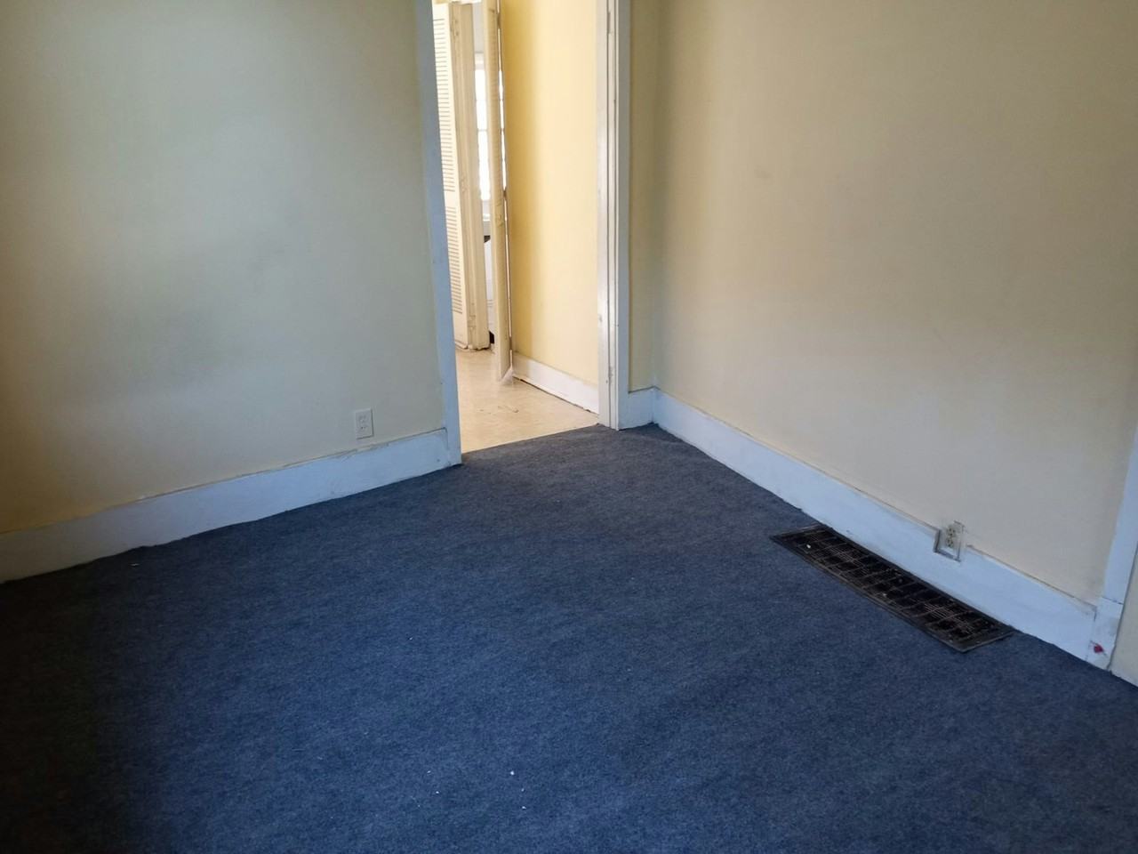 437 East 9th Street, Unit Apt-A - Photo 3 of 10