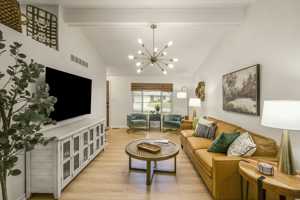 featured image of 2804 Canterbury Rd