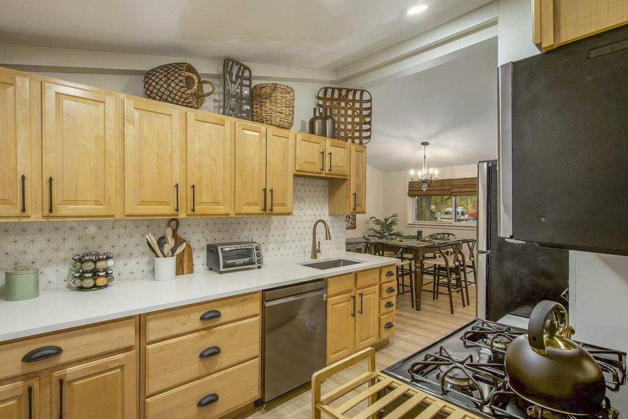 2804 Canterbury Road - Photo 2 of 24