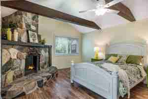 featured image of 1393 Harpst St