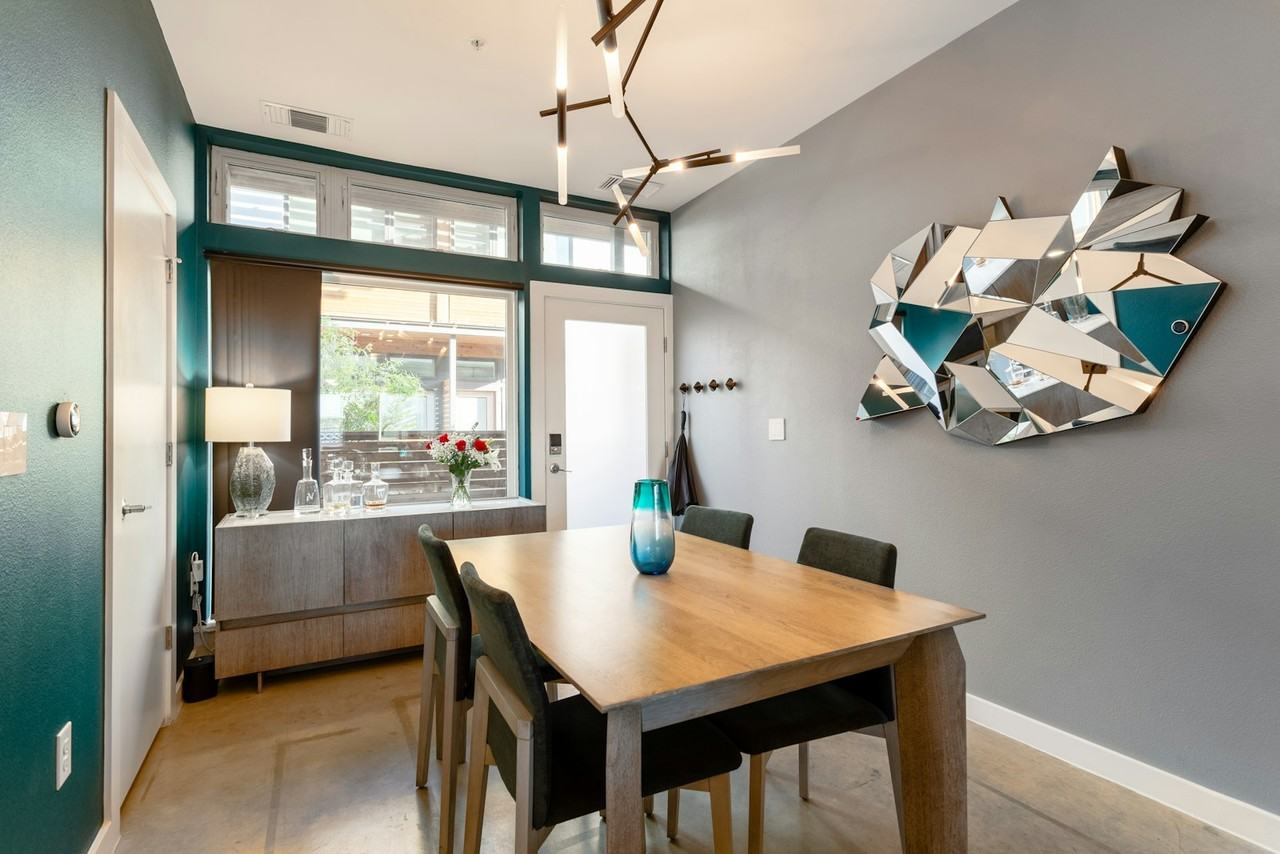 2002 East 7th Street, Unit 205 - Photo 2 of 18