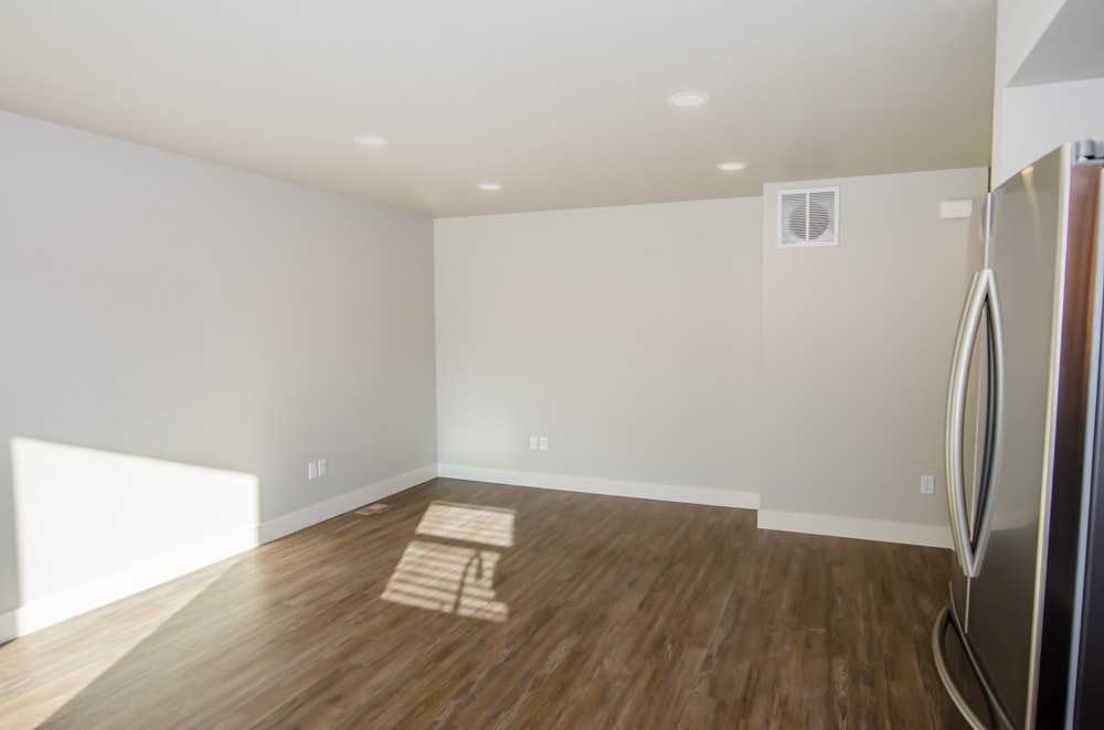 922 North Garfield Avenue, Unit A100 - Photo 4 of 28