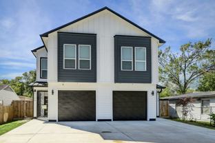 5126 Lyndhurst Drive, Unit B - Photo 1 of 1