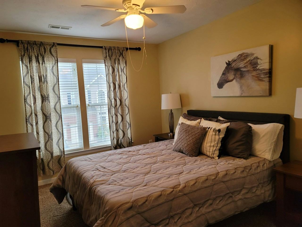 3816 Taft Ave - Photo 5 of 12