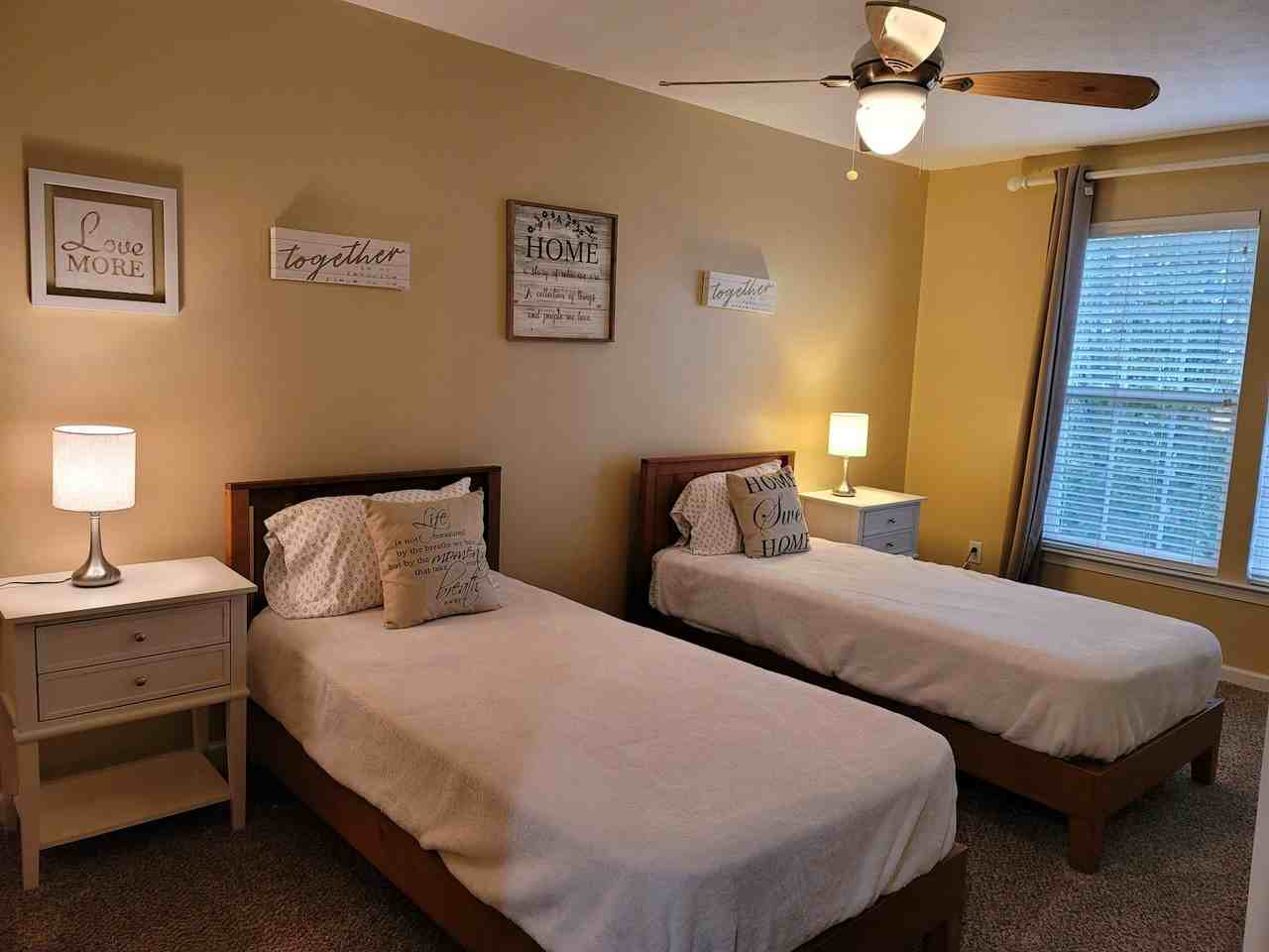 3816 Taft Ave - Photo 6 of 12