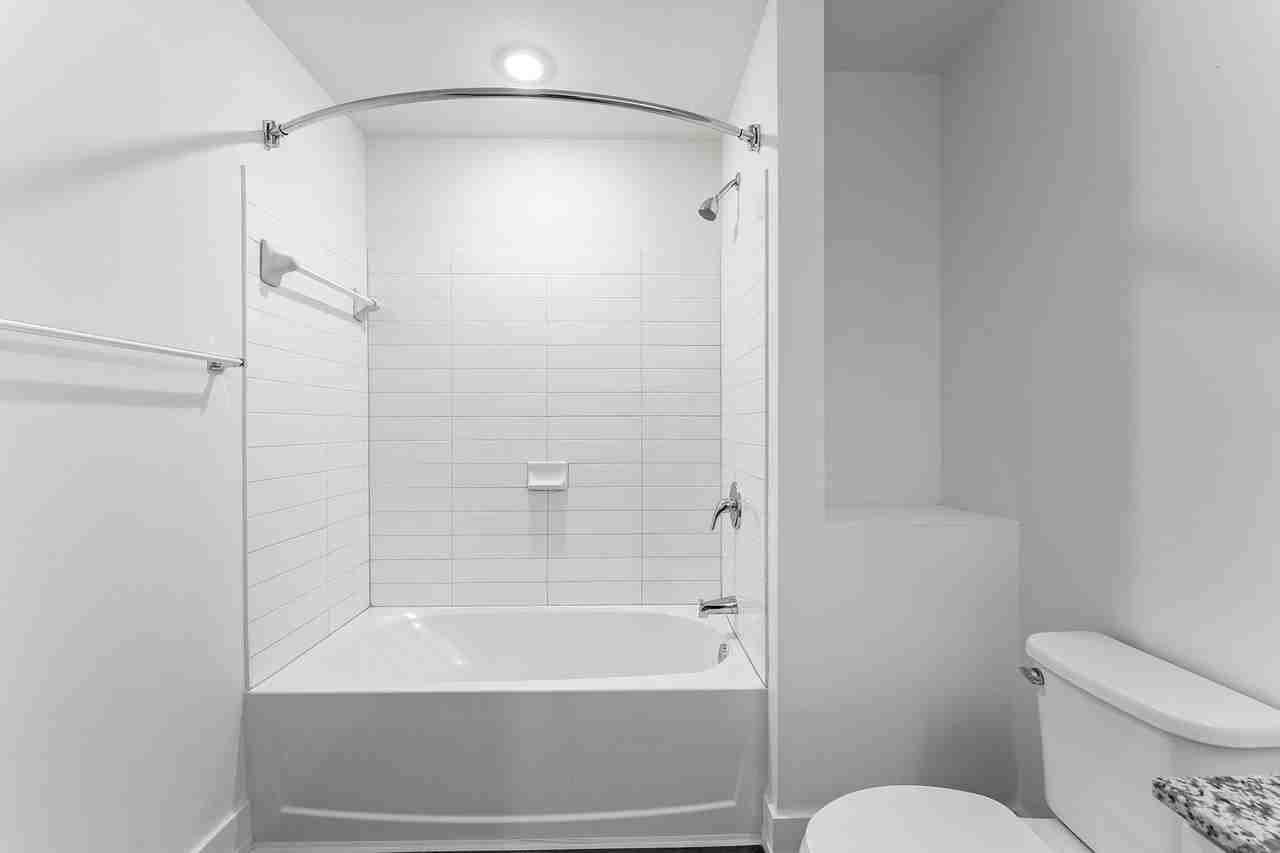 Cape West 91 Villa Apartments - Photo 3 of 9