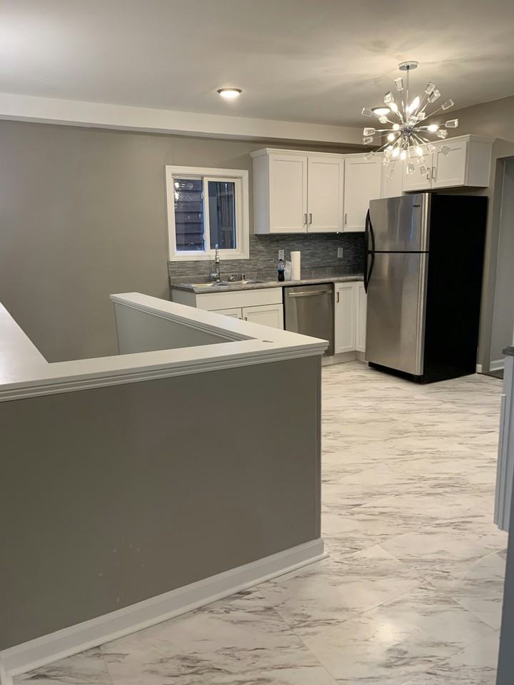 1002 Bush Street, Unit Lower - Photo 4 of 34