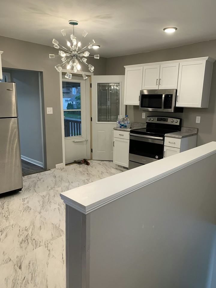 1002 Bush Street, Unit Lower - Photo 5 of 34
