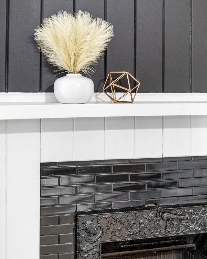 209 East 3rd Street, Unit 209 Lower - Photo 3 of 15