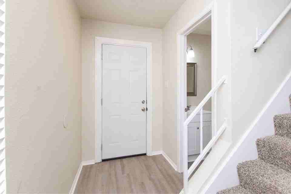 3212 Trenton Drive, Unit B - Photo 3 of 14