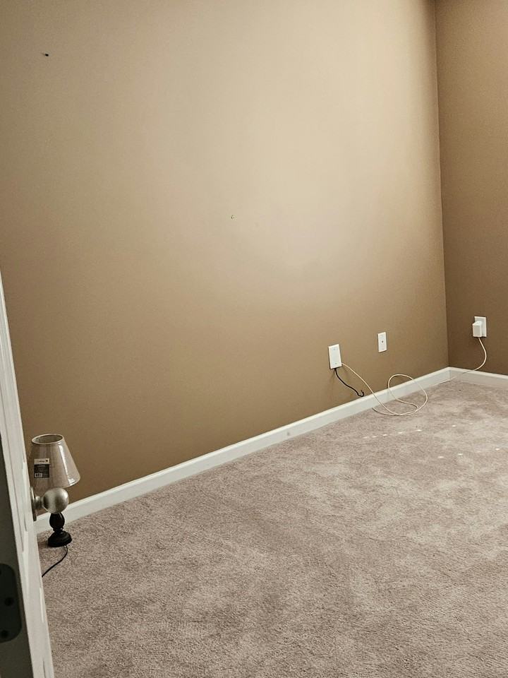5044 COBBLESTONE CREEK , Unit Room 1 - Photo 2 of 13