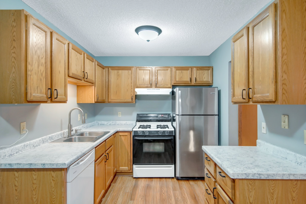 360 Cari Park Lane - Photo 5 of 10