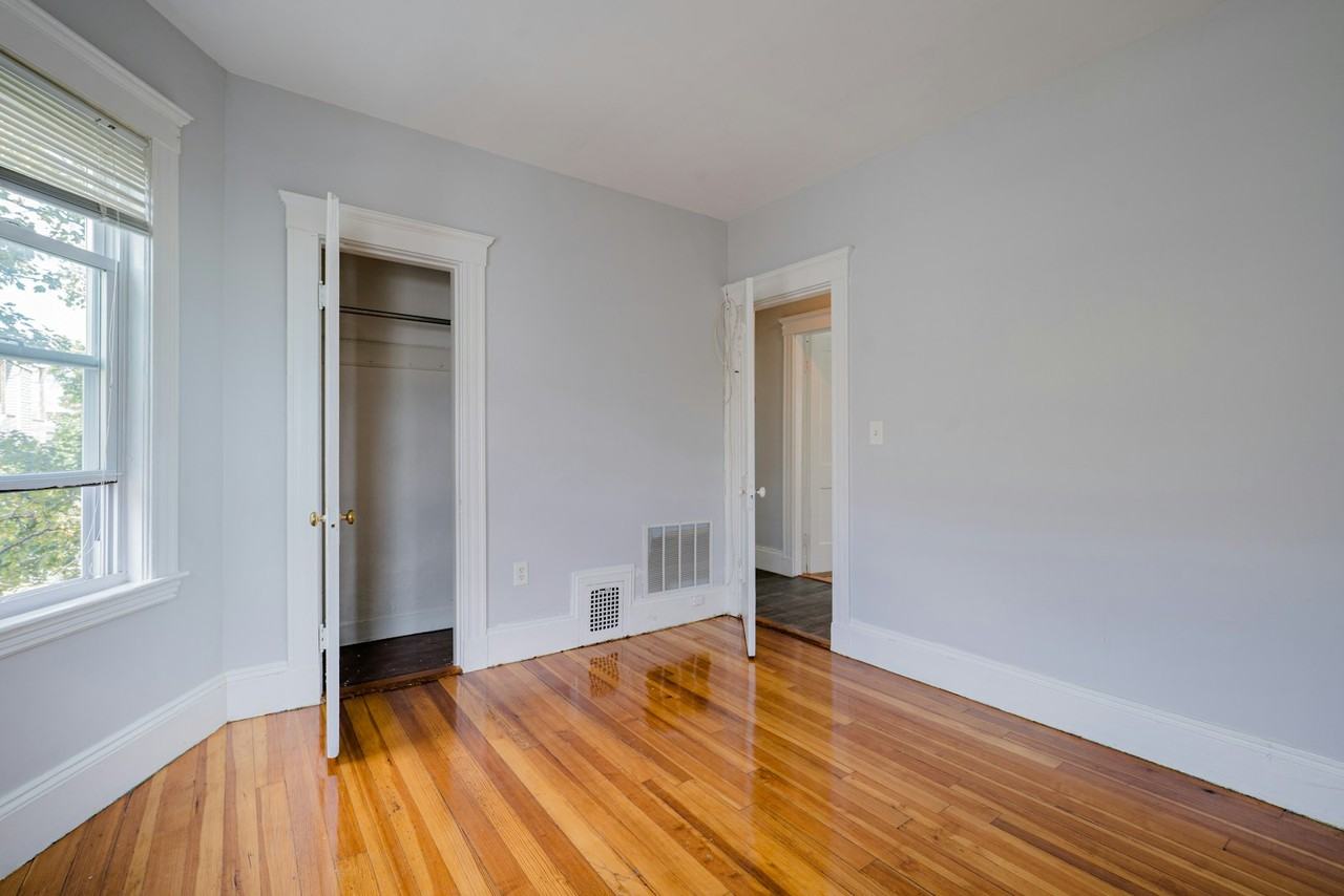 15 Faulkner Street, Unit 3 - Photo 3 of 13