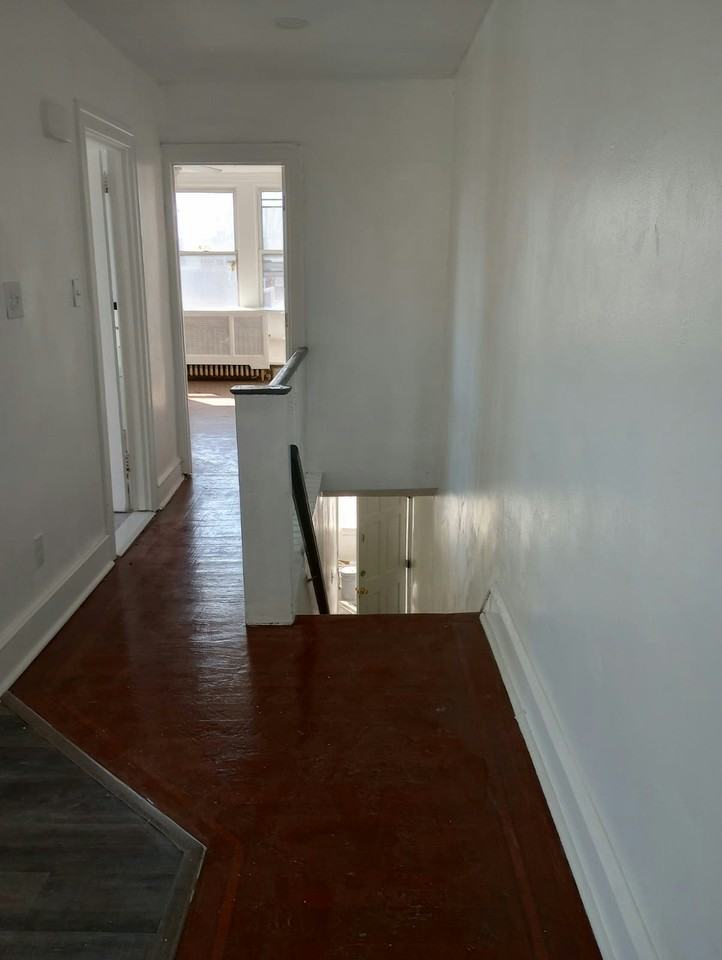 1801 West Cheltenham Avenue, Unit Apt 2 - Photo 3 of 9