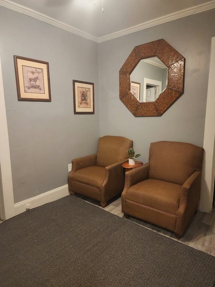 1360 Ellis Road, Unit Carriage  Room 2 B - Photo 2 of 7