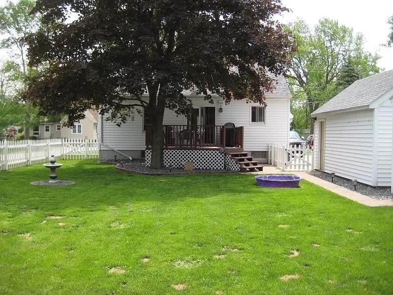 1631 1st St N - Photo 3 of 17