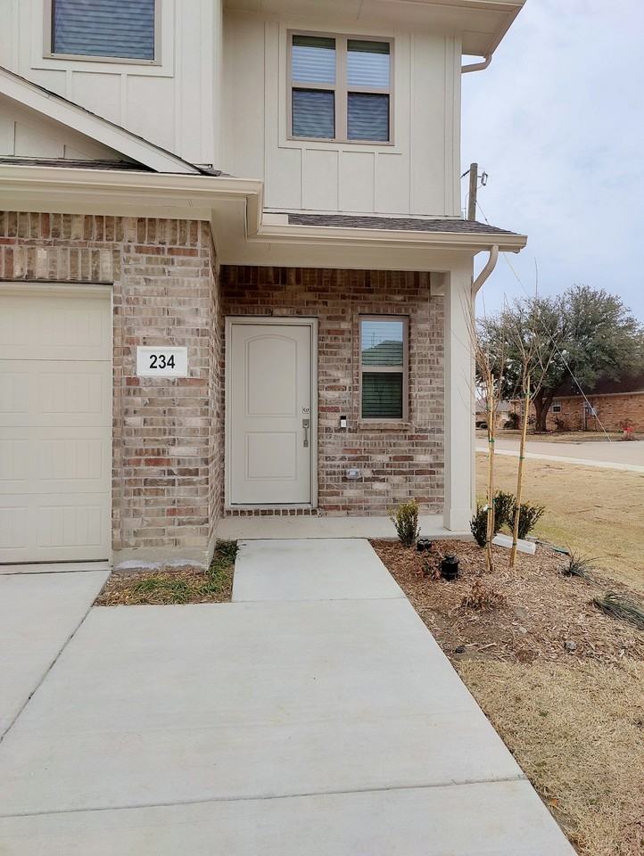 234 Griffith Drive - Photo 2 of 37