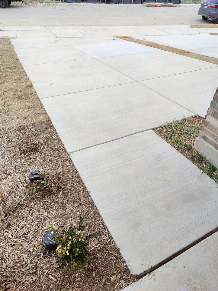 234 Griffith Drive - Photo 4 of 37