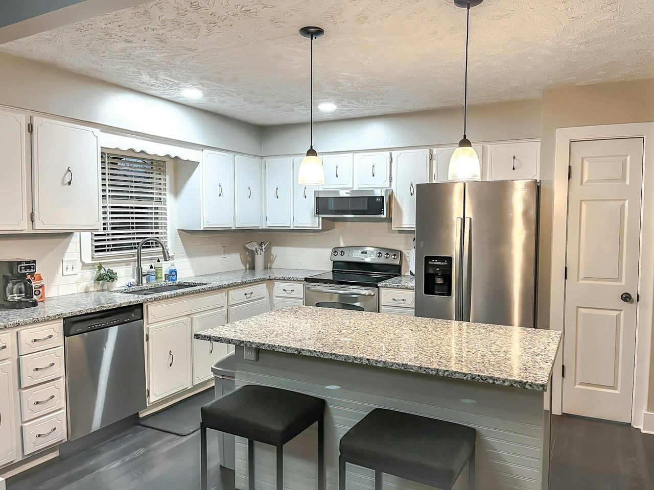 2614 North 124th Circle - Photo 2 of 33