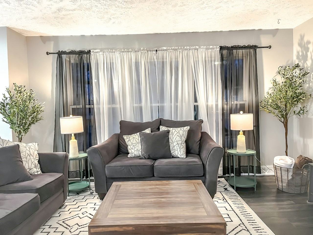 2614 North 124th Circle - Photo 7 of 33