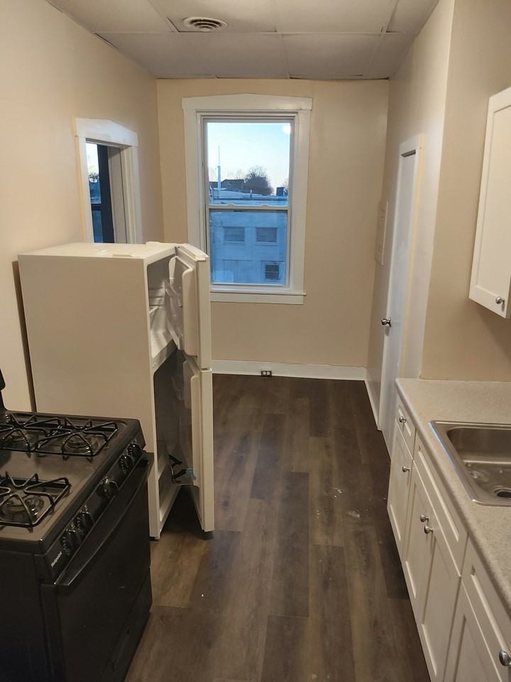 443 South 5th Street, Unit 3 - Photo 3 of 6