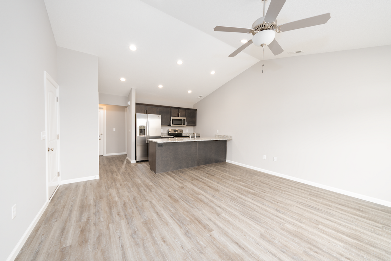 Somerset Townhomes and Villas - Photo 3 of 50