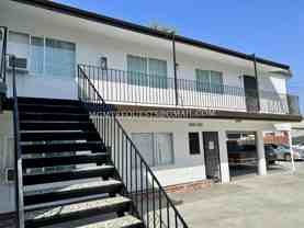 607 East Walnut Street, Unit 5 - Photo 1 of 1