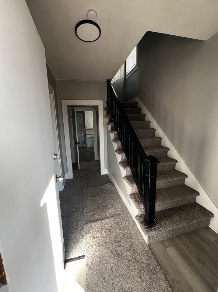 19254 Lumpkin St - Photo 2 of 13