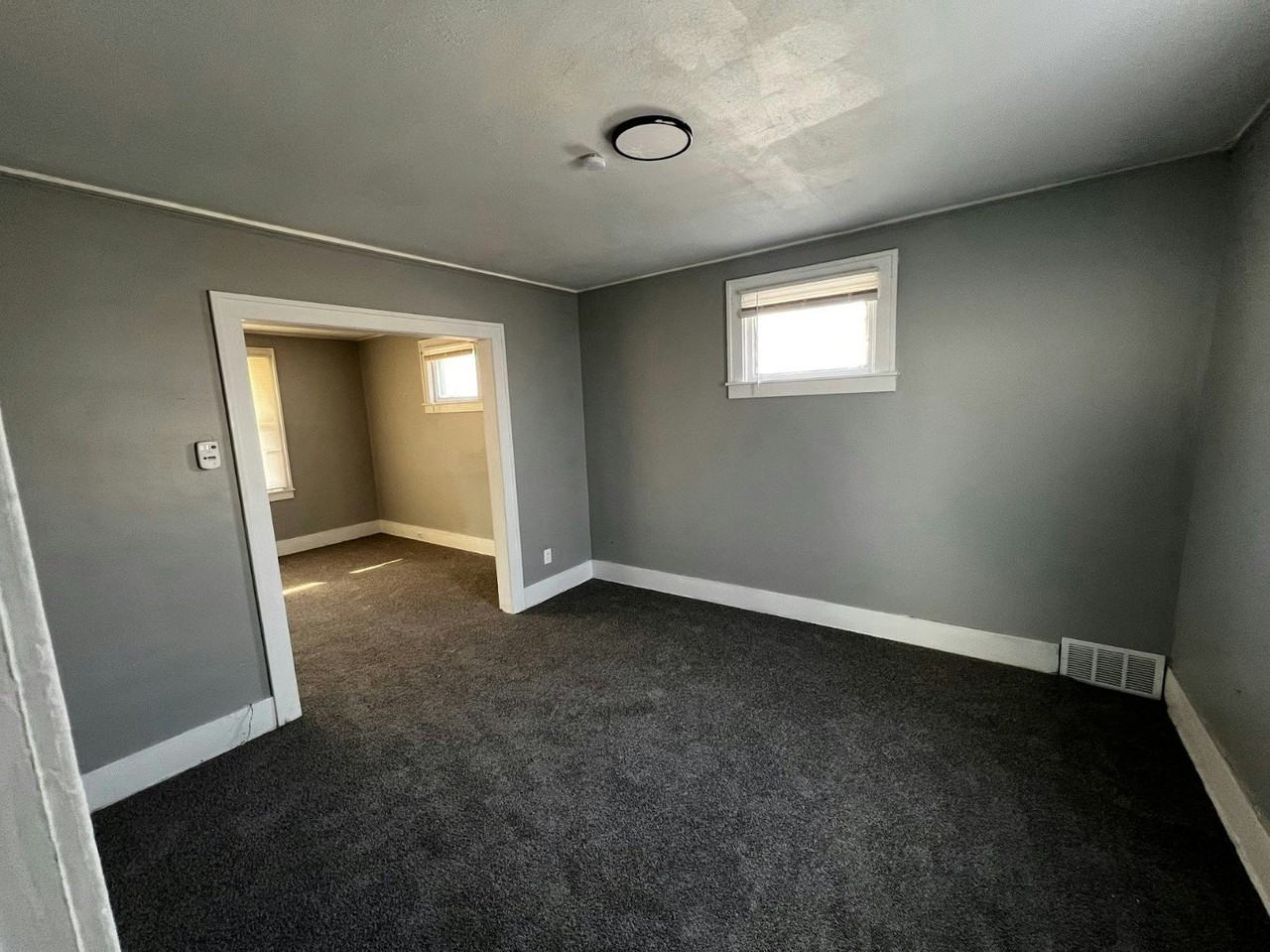 19254 Lumpkin St - Photo 3 of 13